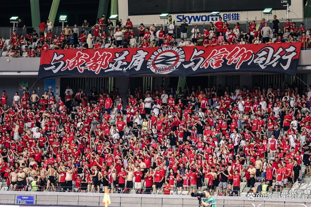 中超赛场重现激情瞬间 中超赛场重现激情瞬间