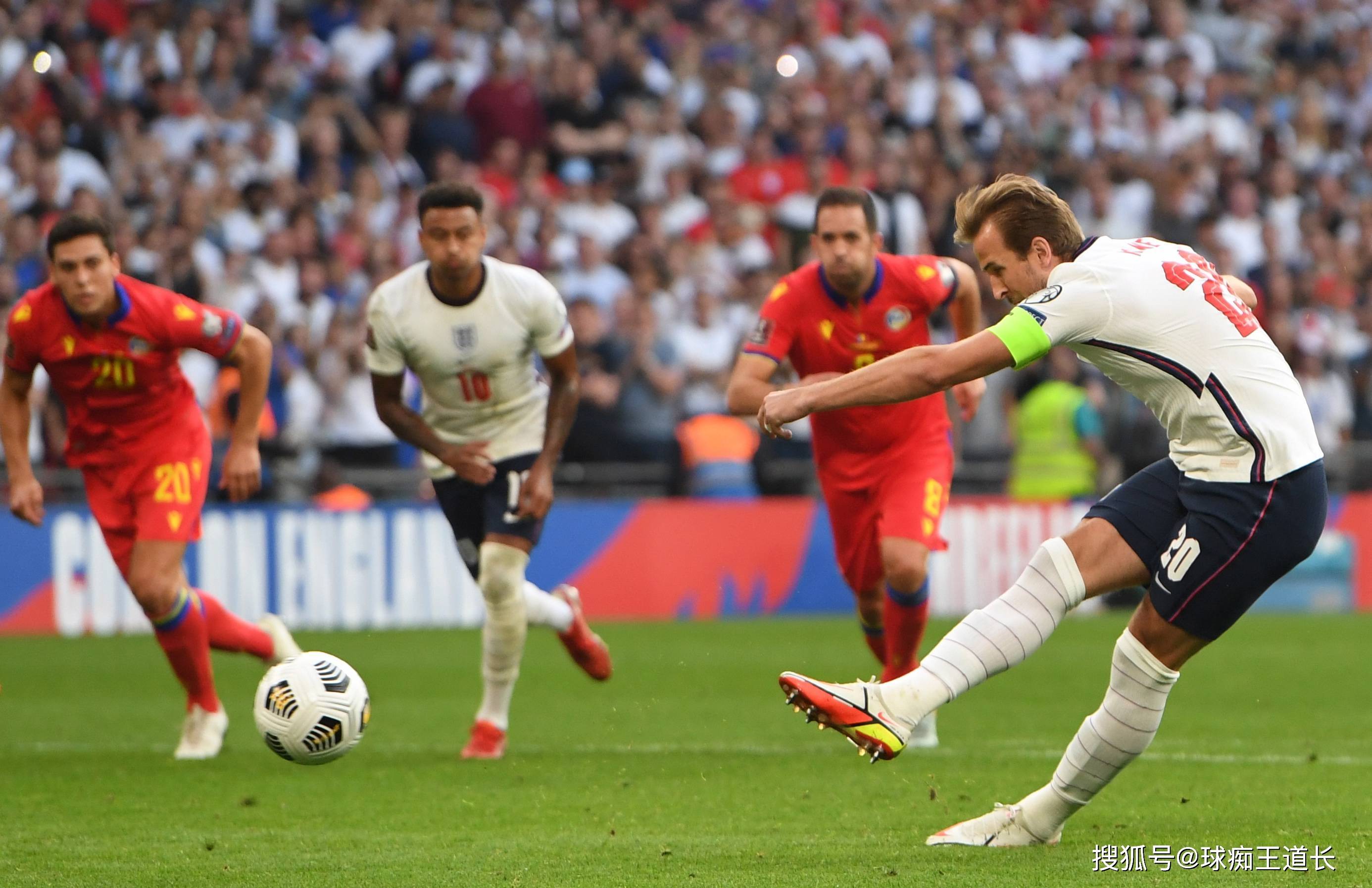 关于塞尔维亚队实力强劲，欧洲预选赛比赛惊险刺激的信息