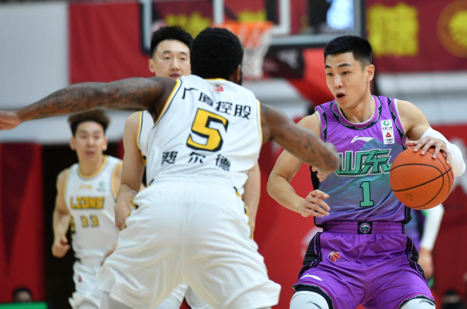 FB体育网页版-山东队经过苦战，以智慧之师击败对手