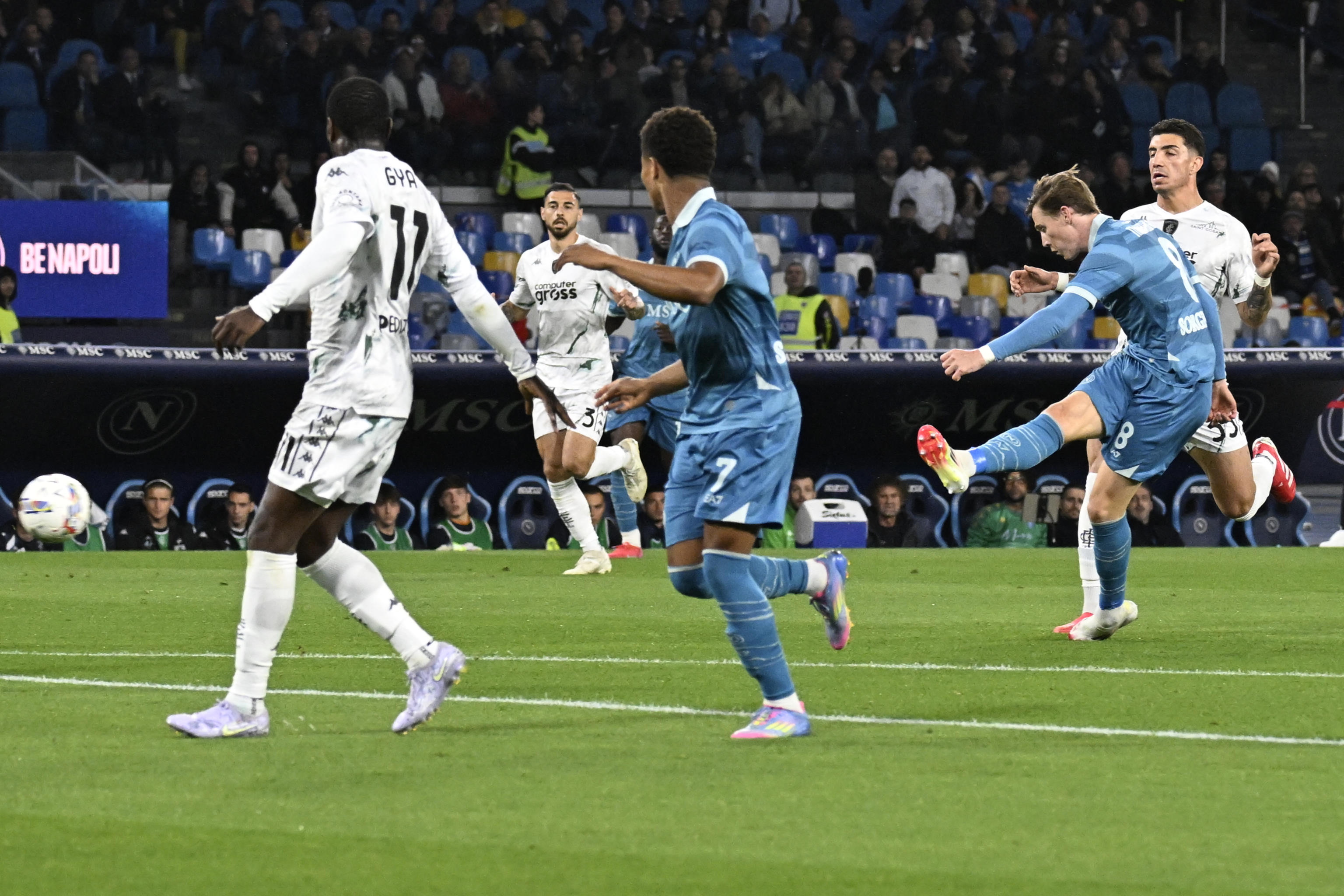 FB体育官方网站-意甲球队备战下一场关键比赛