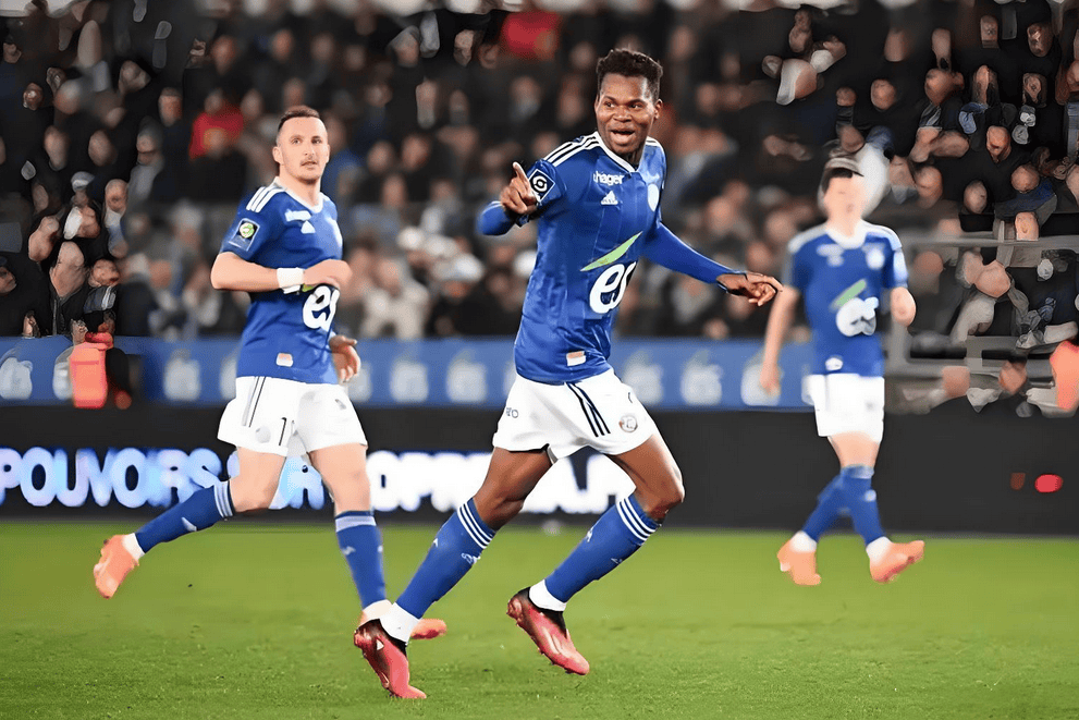 关于马赛队员表现出色进球数榜首的信息