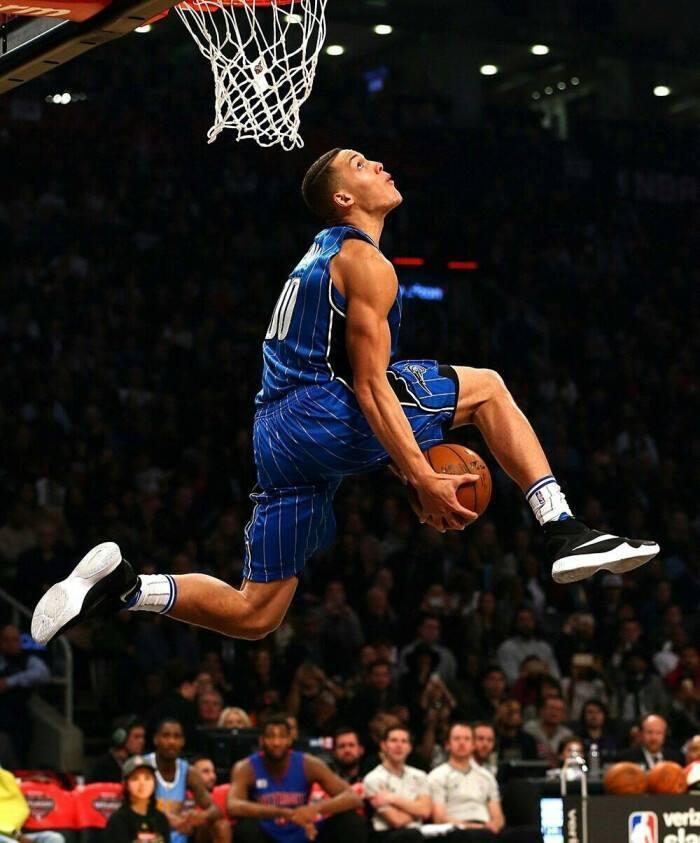 魔术队核心前锋连续场均+得分的简单介绍