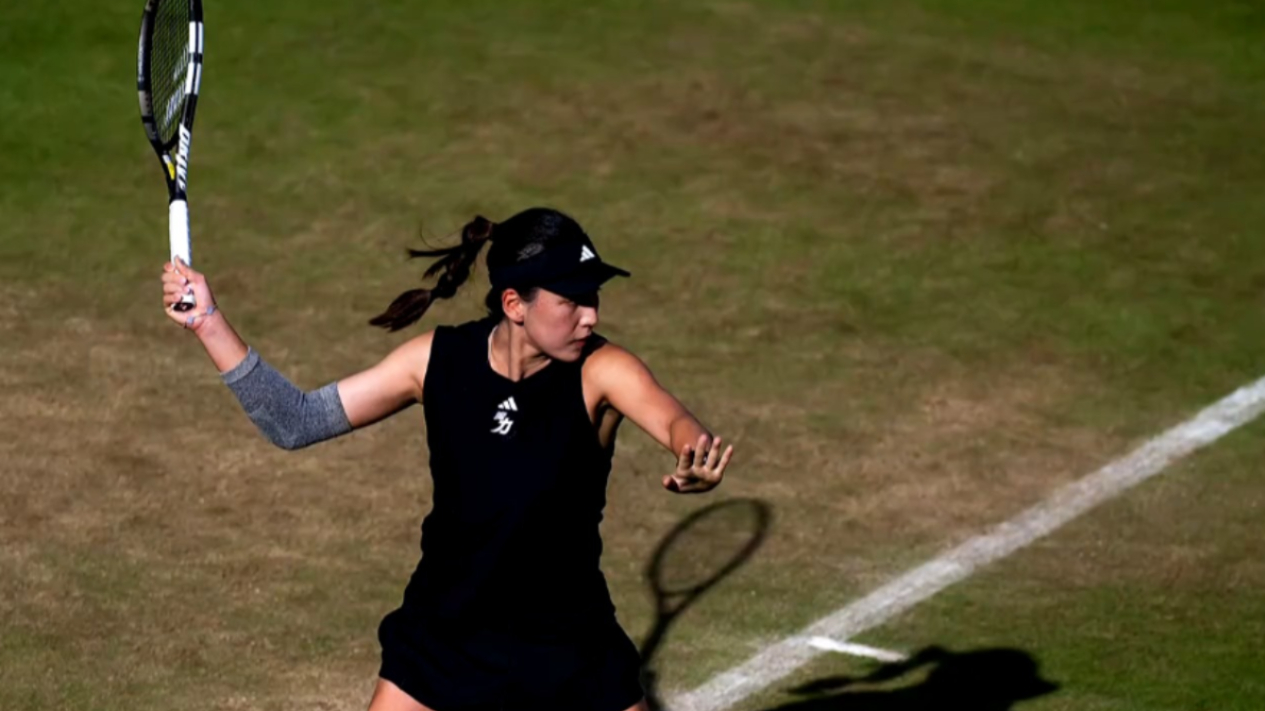 网球女单选手杀进四强