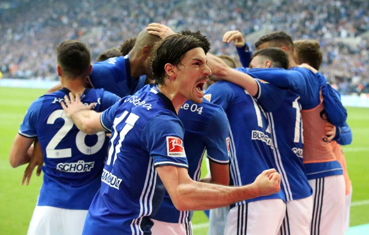 沙尔克在比赛中展现出强大实力