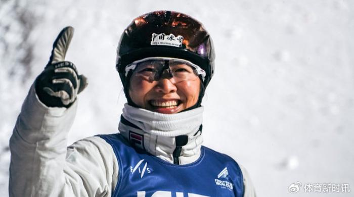 瑞士滑雪选手雪上飞行夺冠殊荣