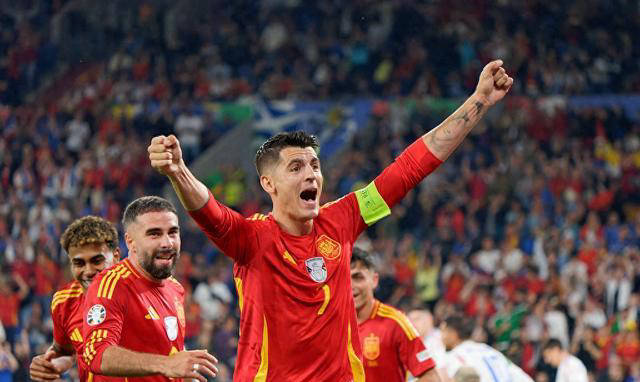 欧洲顶级球队交手,胜者晋级下一轮 欧洲顶级球队交手,胜者晋级下一轮