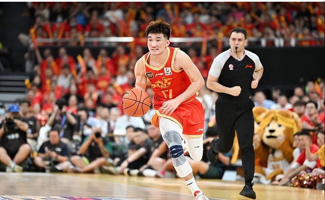 河南男篮客场惜败广州男篮，无缘胜利