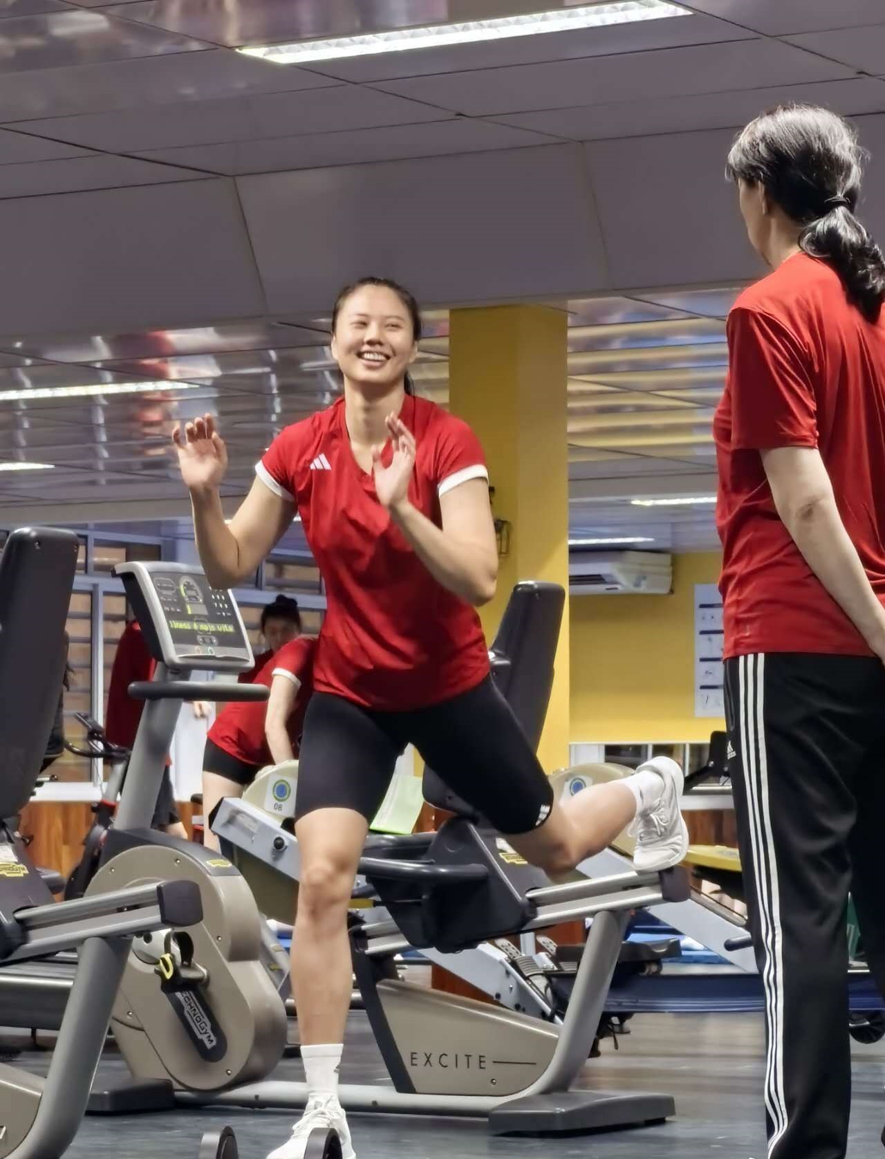 巴西排球队瞄准冠军，全力备战