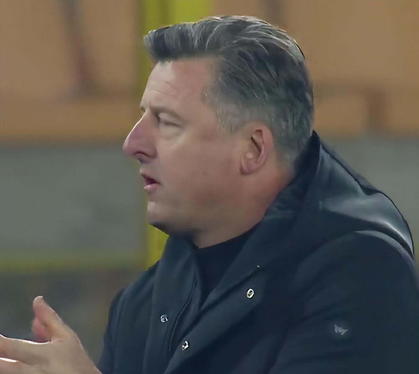 切沃客场全身而退，乌迪内斯惨遭逆转