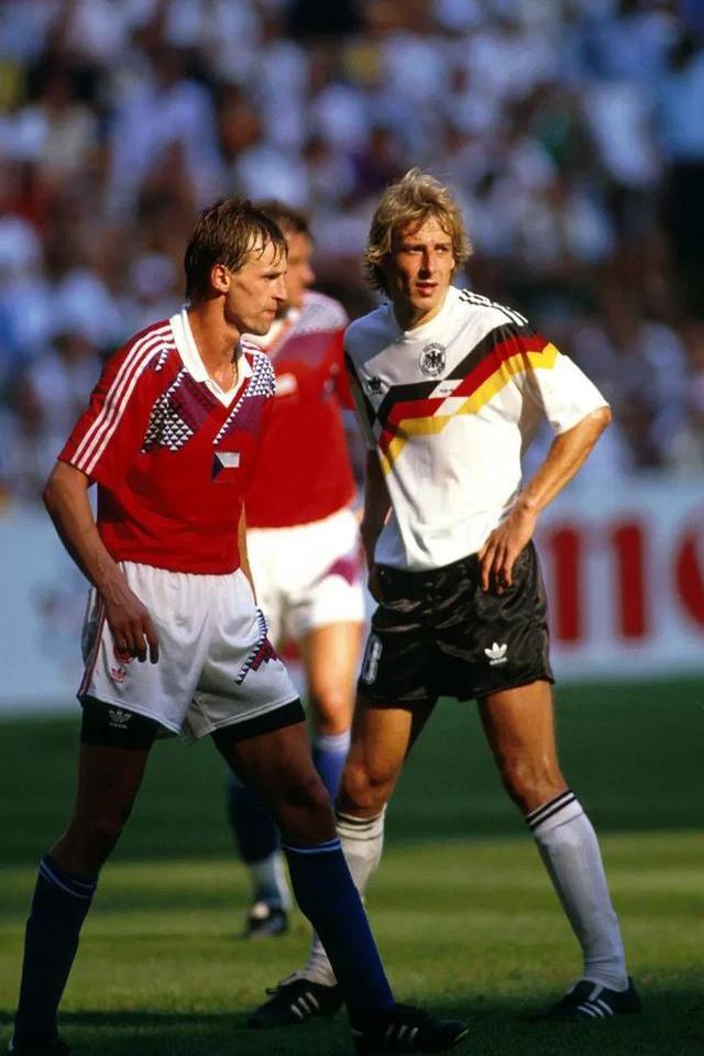 捷克击败斯洛伐克，成功晋级欧洲杯16强