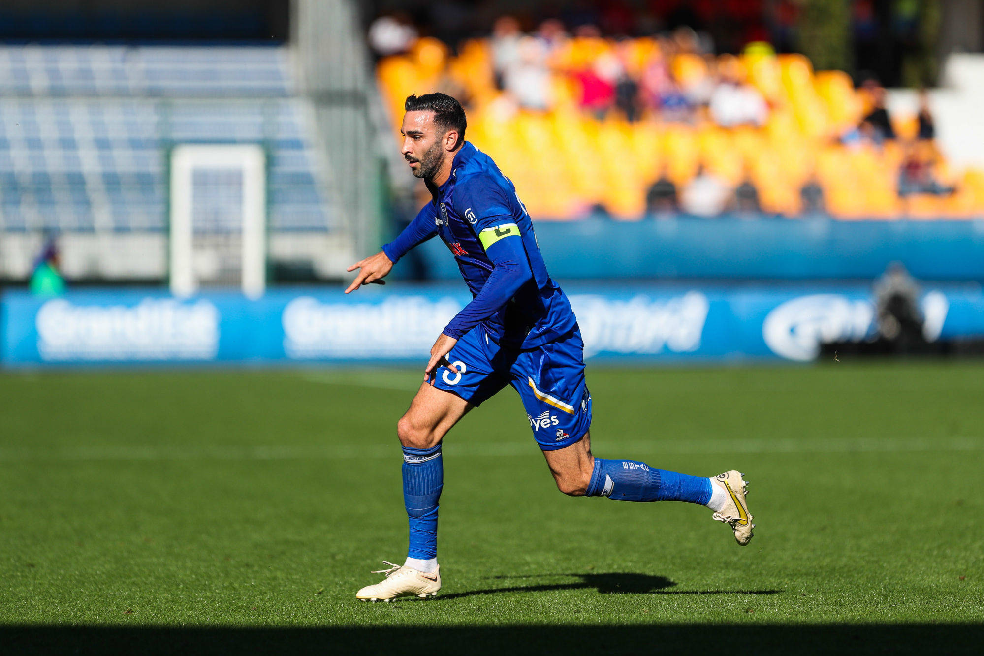 甘冈客场不敌南特,遭遇连败 甘冈客场不敌南特,遭遇连败