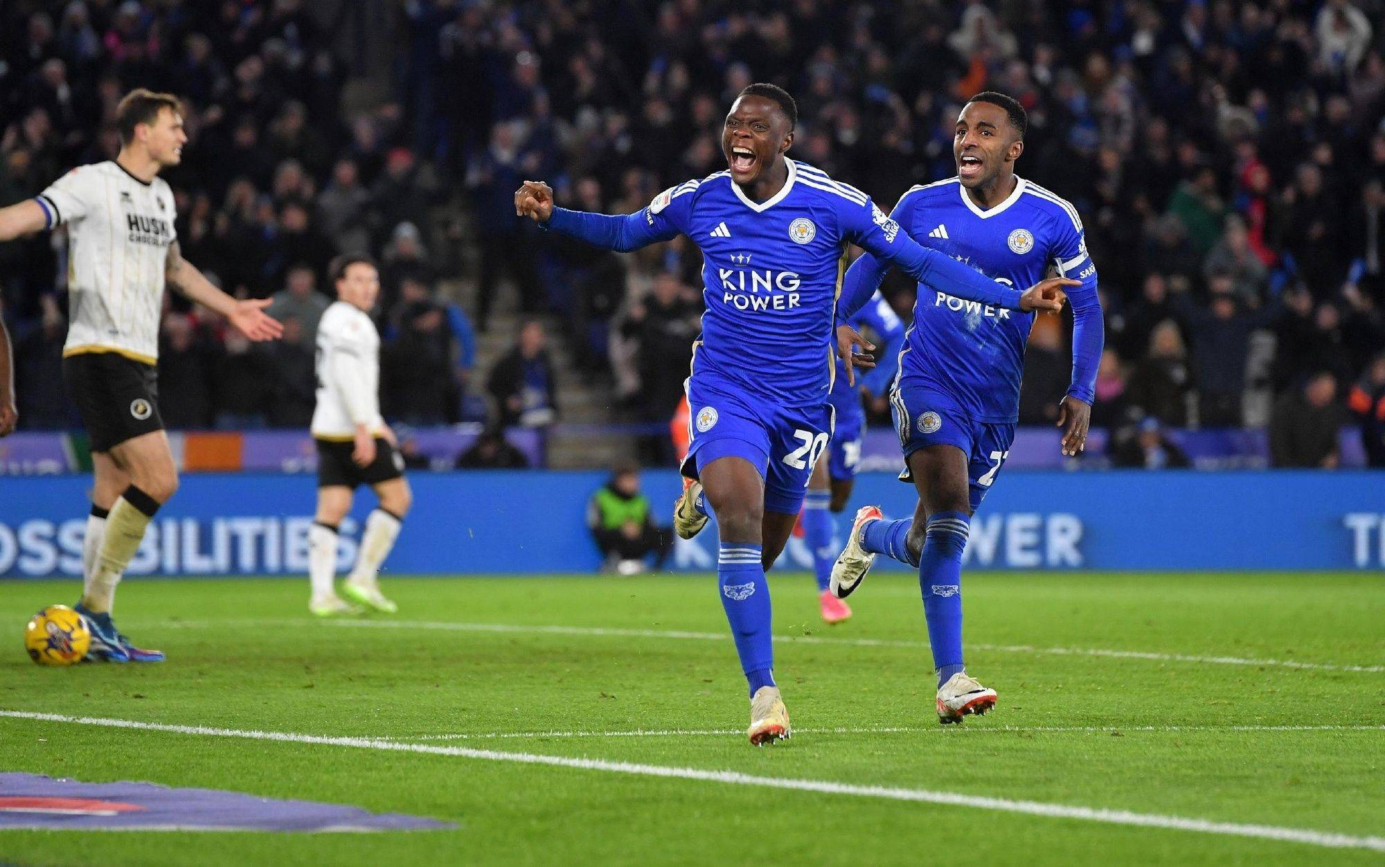 莱斯特城中场因伤退出比赛，球队未来变数不小