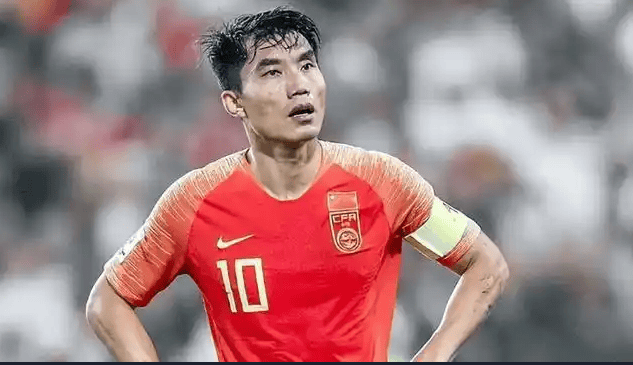 斯帕尔领先遭逆转，主帅宣布调整战术摆脱困境的简单介绍