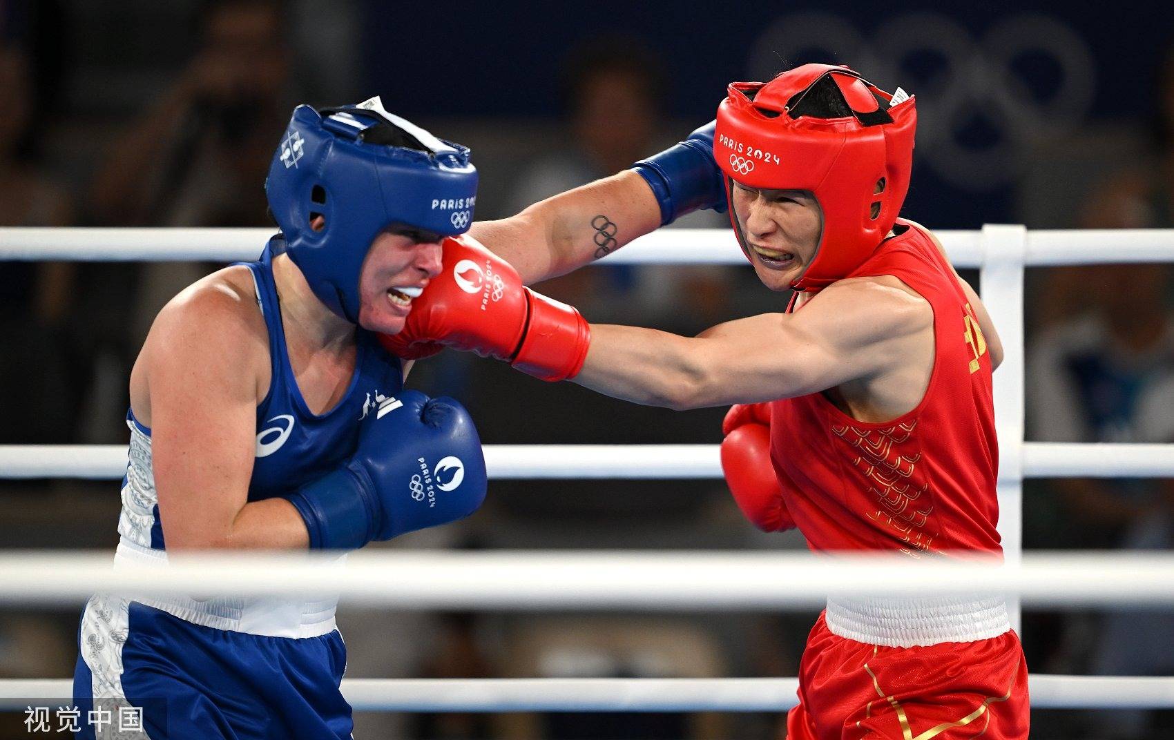 包含墨西哥拳击手击败实力对手，晋级半决赛的词条