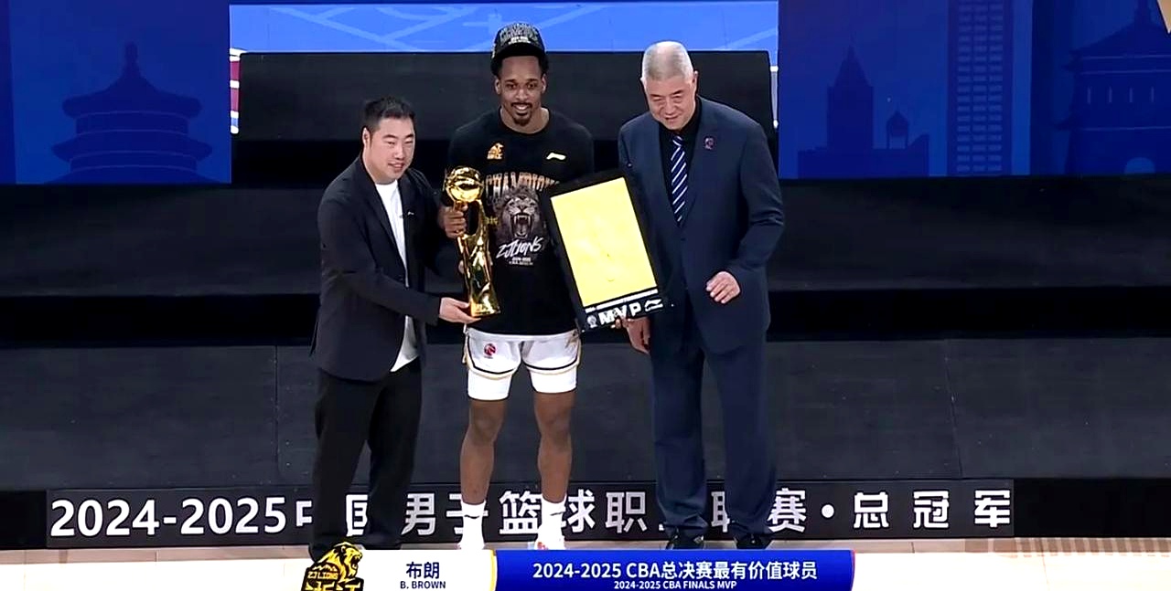 外援大爆发，球队备战总决赛力求卫冕