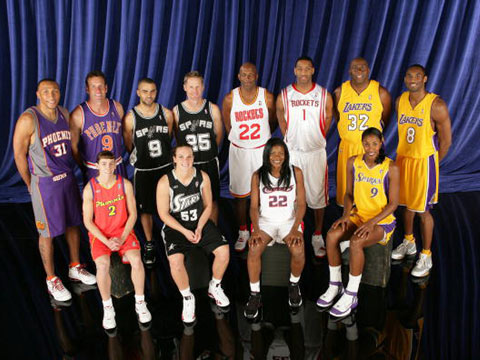 NBA明星们携家人亮相体育盛典