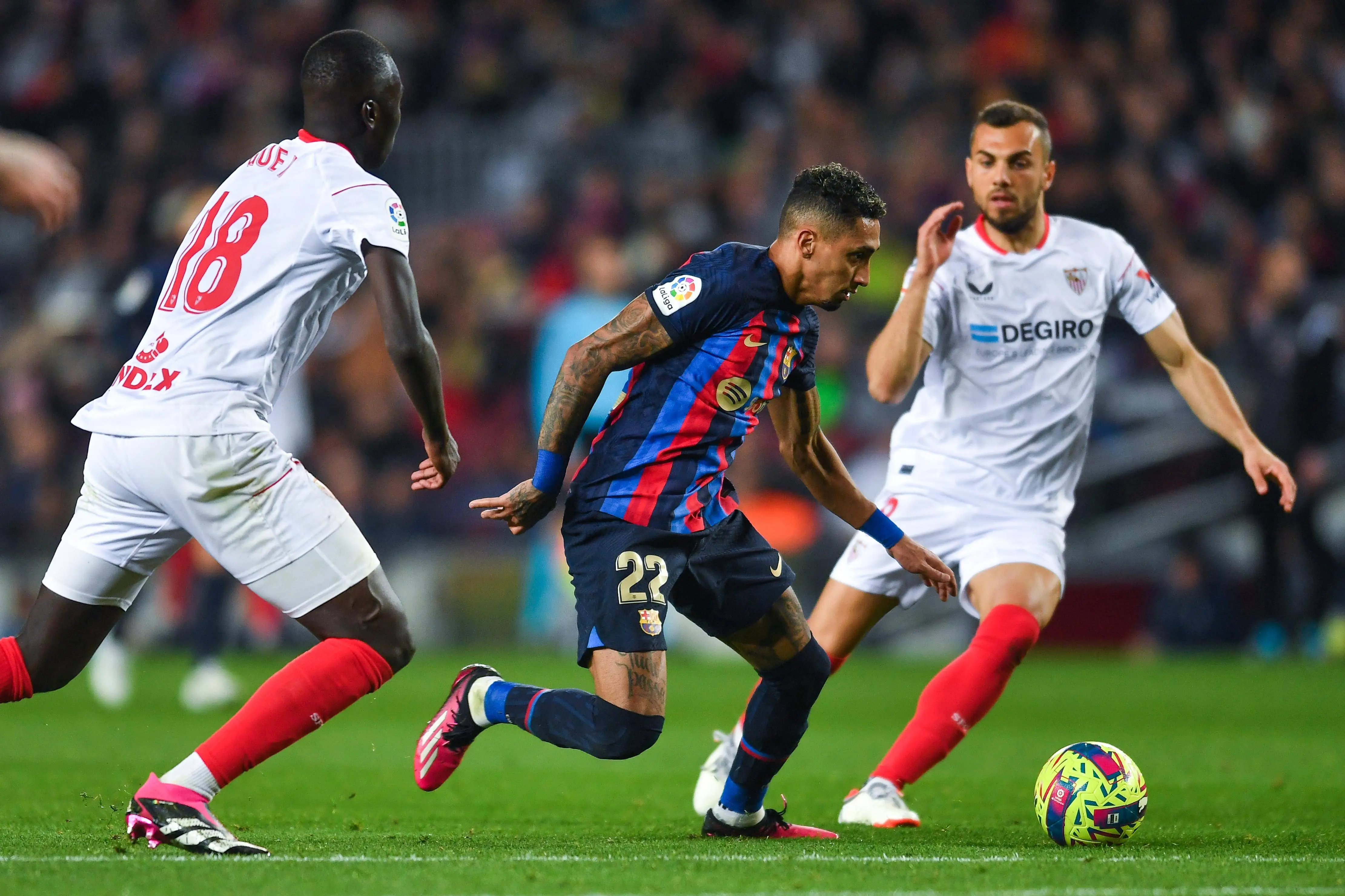 FB体育APP-卡利亚里主场战平，积分稳步攀升