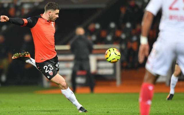 尼姆队员表现出色，帮助球队取得胜利