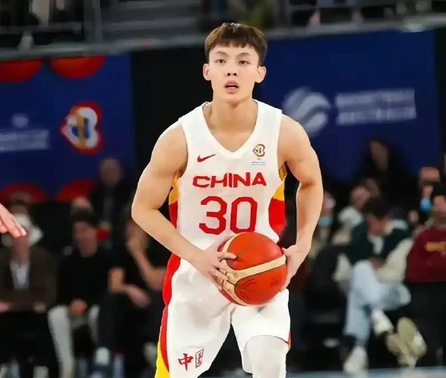 湖北男篮再胜河南队，晋级形势看好的简单介绍