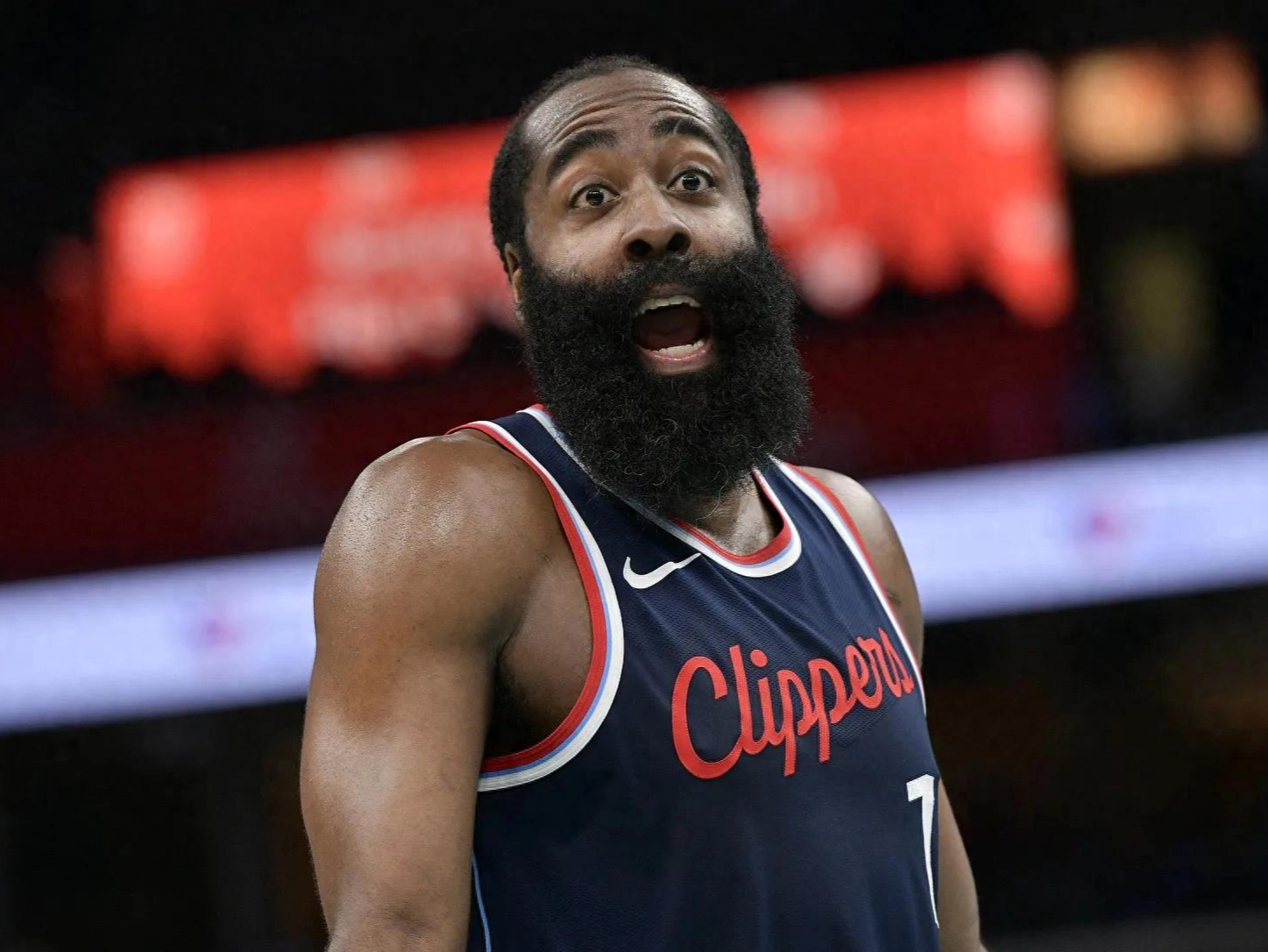 太阳主场逆转奇才，实力高涨