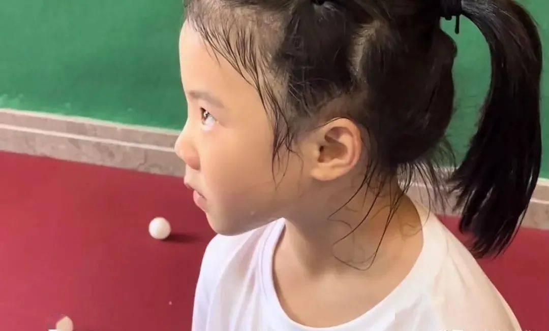 关于爱沙尼亚运动员苦练技术，摘得乒乓球金牌的信息