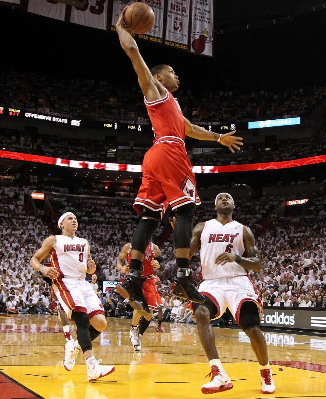 包含罗斯将军主场失利，保级前景不容乐观的词条