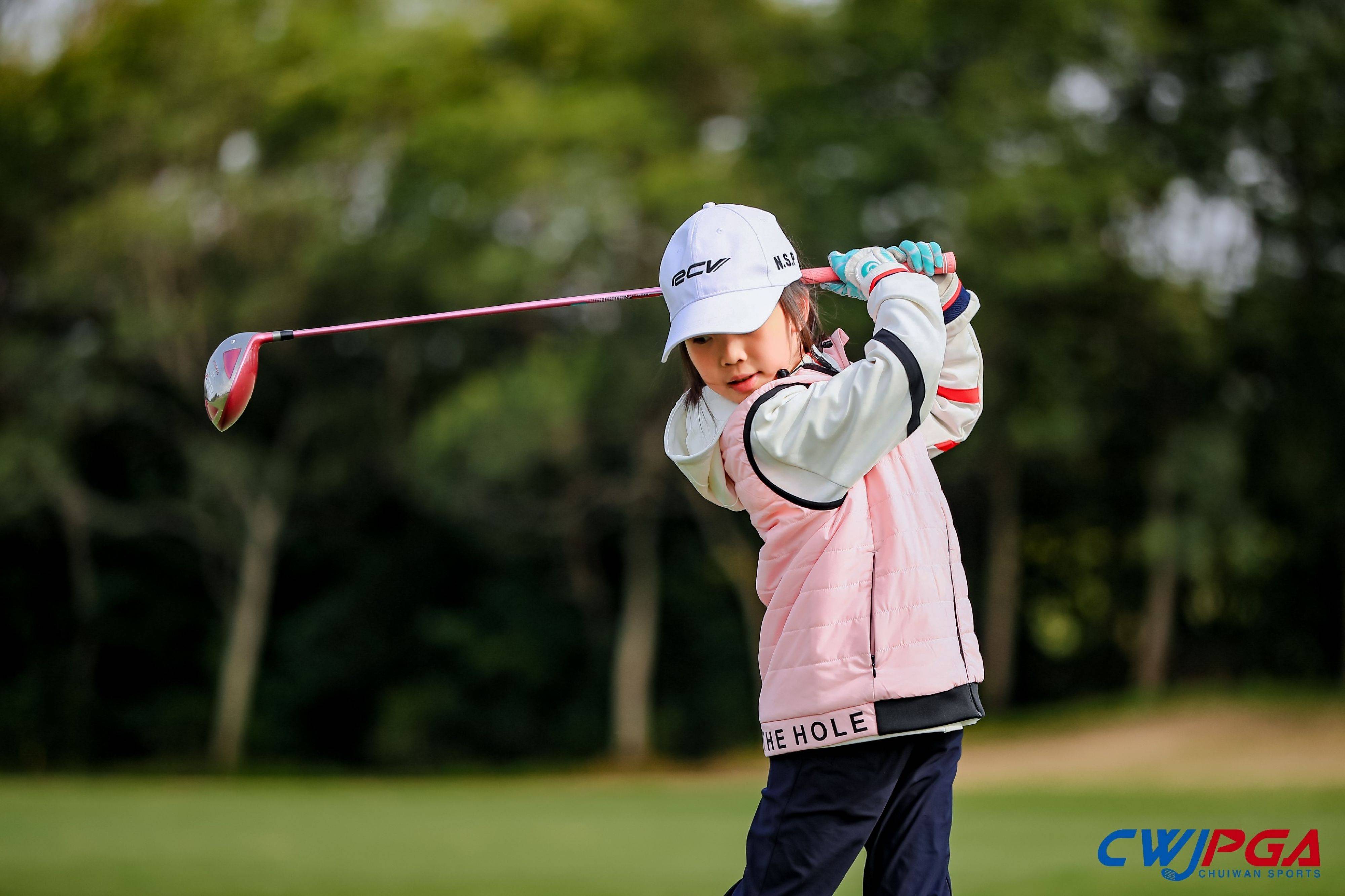 苏格兰队在高尔夫比赛中夺冠