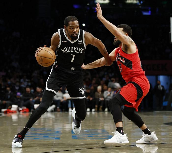 骑士大胜黄蜂，取得两连胜