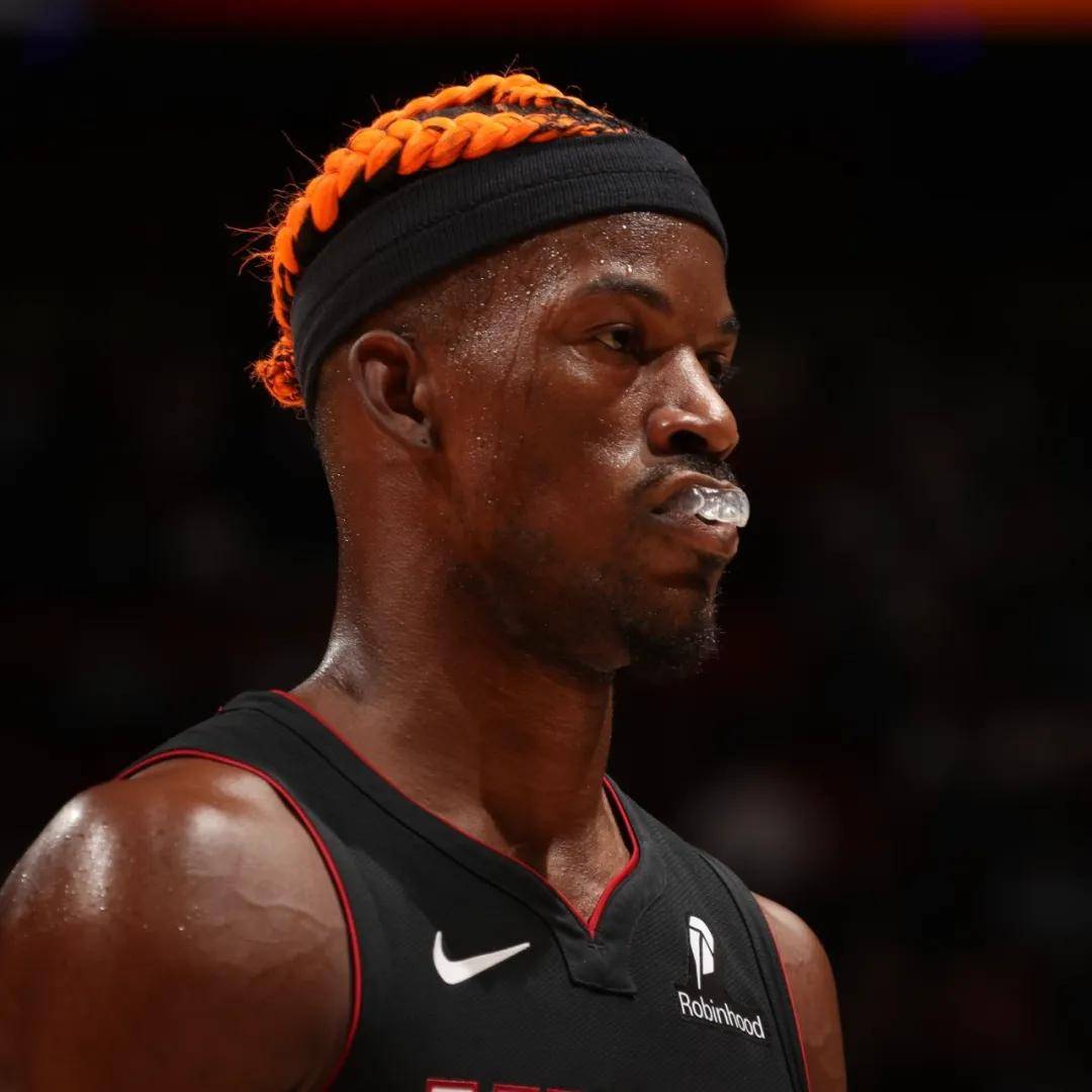 关于热火完胜步行者，巴特勒表现出色的信息