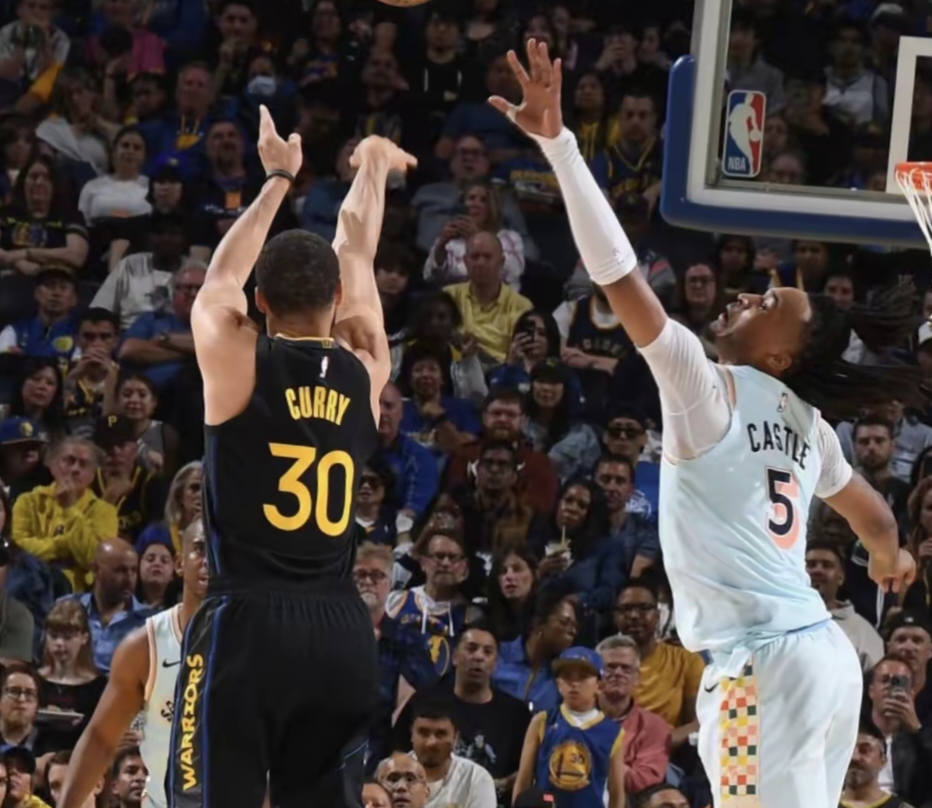 勇士大胜马刺，取得四连胜