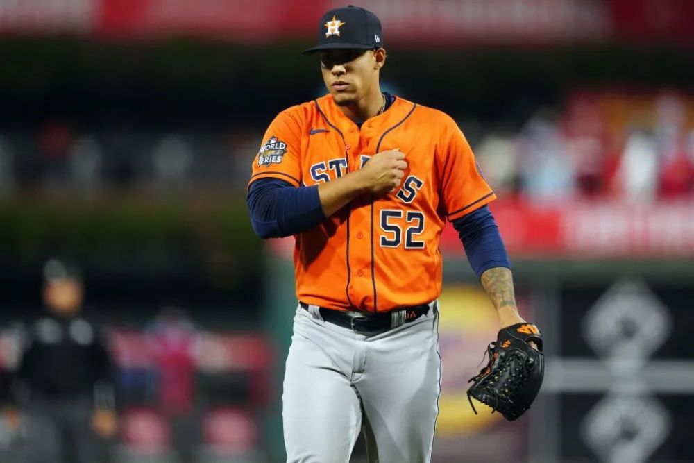 太阳客场战胜太空人，取得八连胜