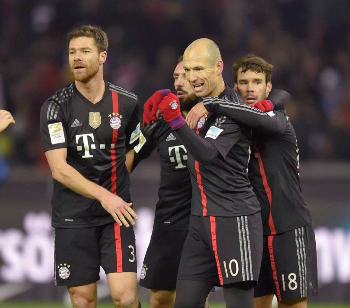 英格兰队力克德国队,奥恰洛夫扛起全队 英格兰队力克德国队,奥恰洛夫扛起全队